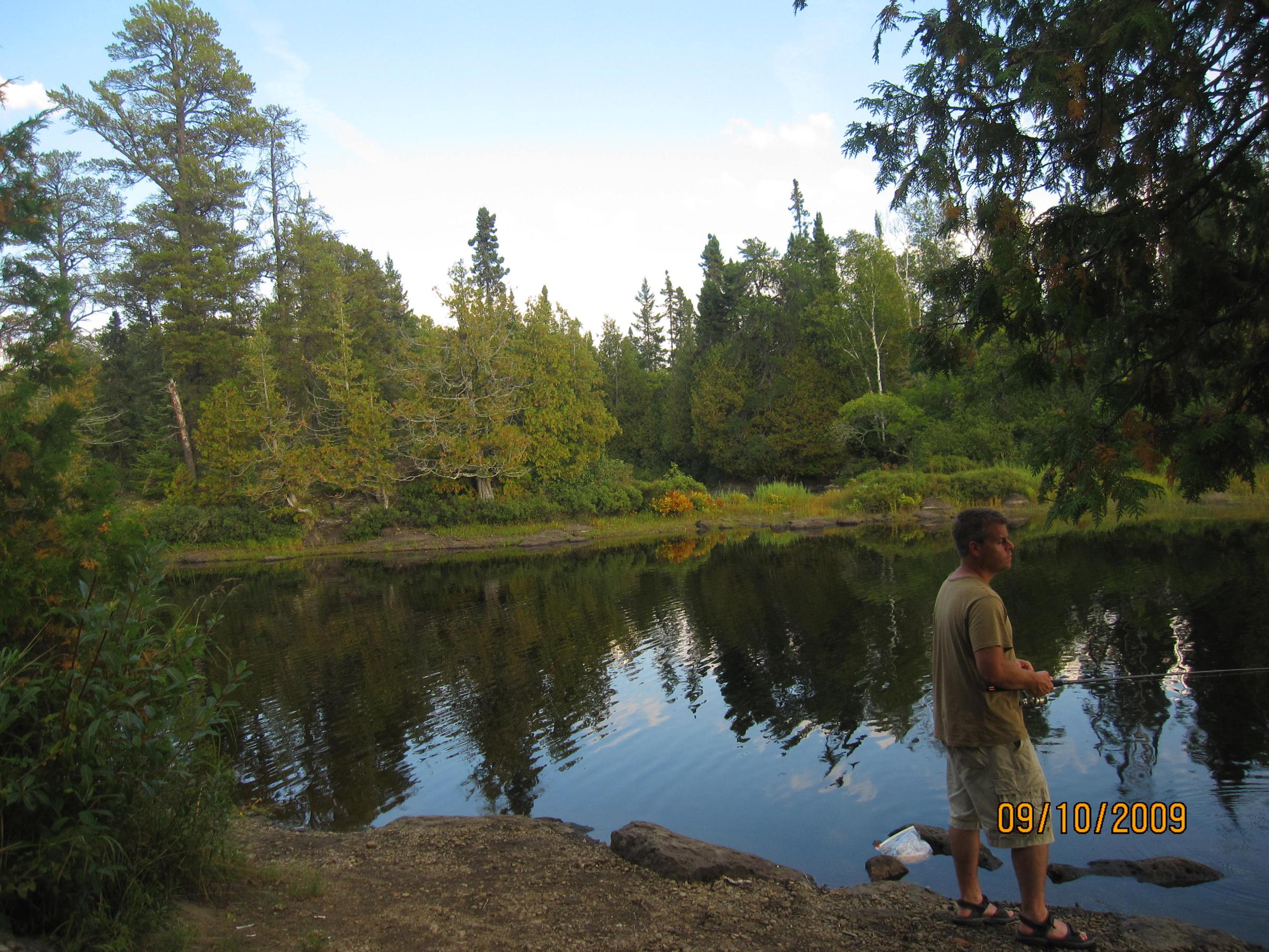Fishing on Malberg campsite